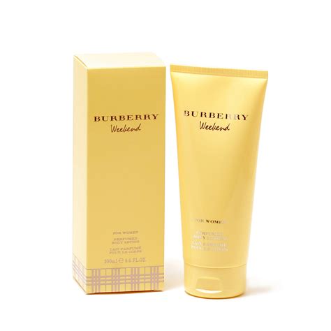 Burberry Weekend For Woman Parfumed Body Lotion latte 